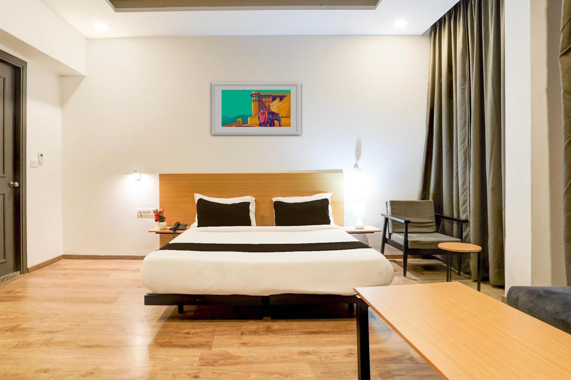 Super Townhouse Gomti Nagar Matiyari Hotel Chinhat Exterior photo