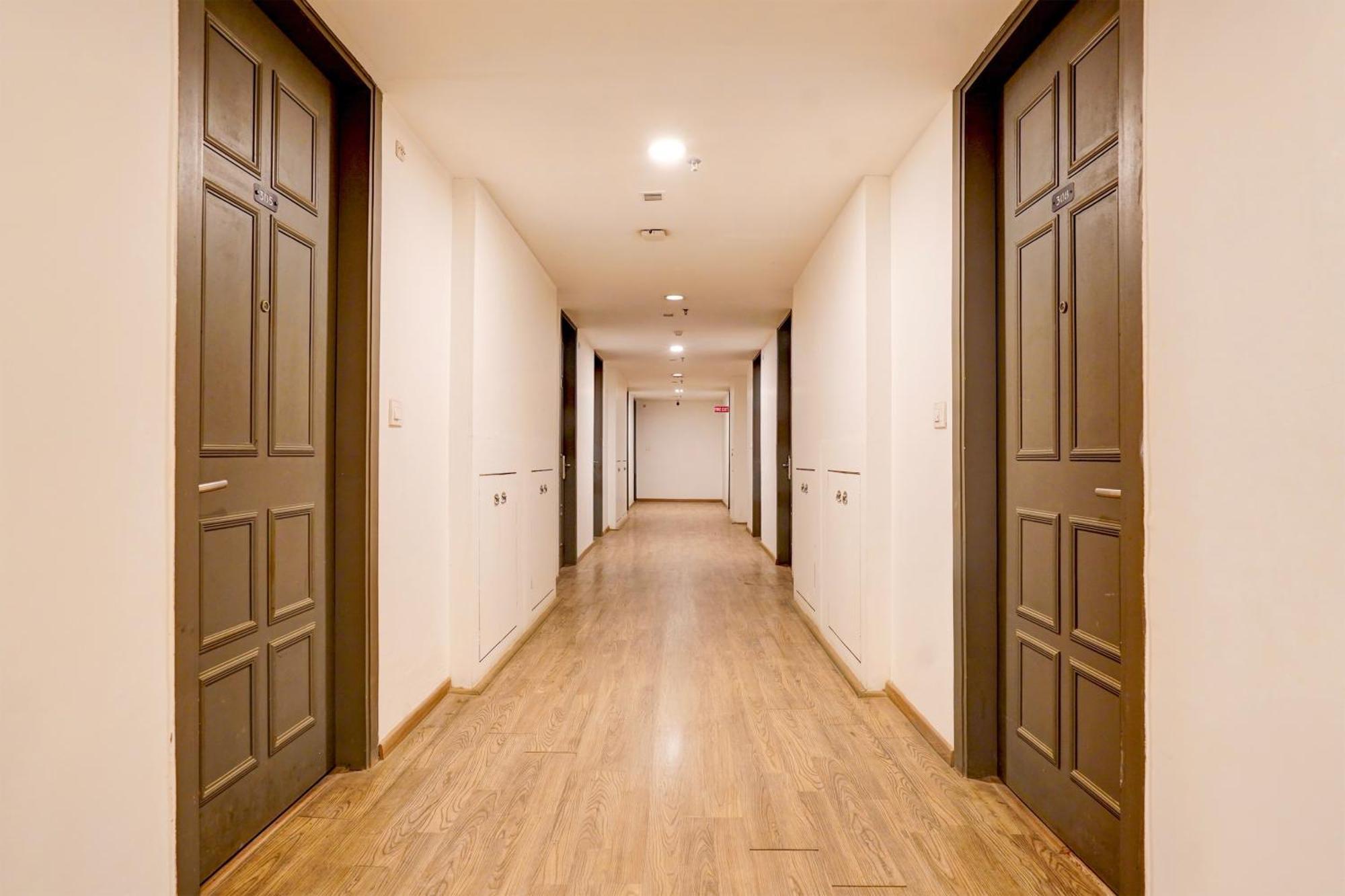 Super Townhouse Gomti Nagar Matiyari Hotel Chinhat Exterior photo